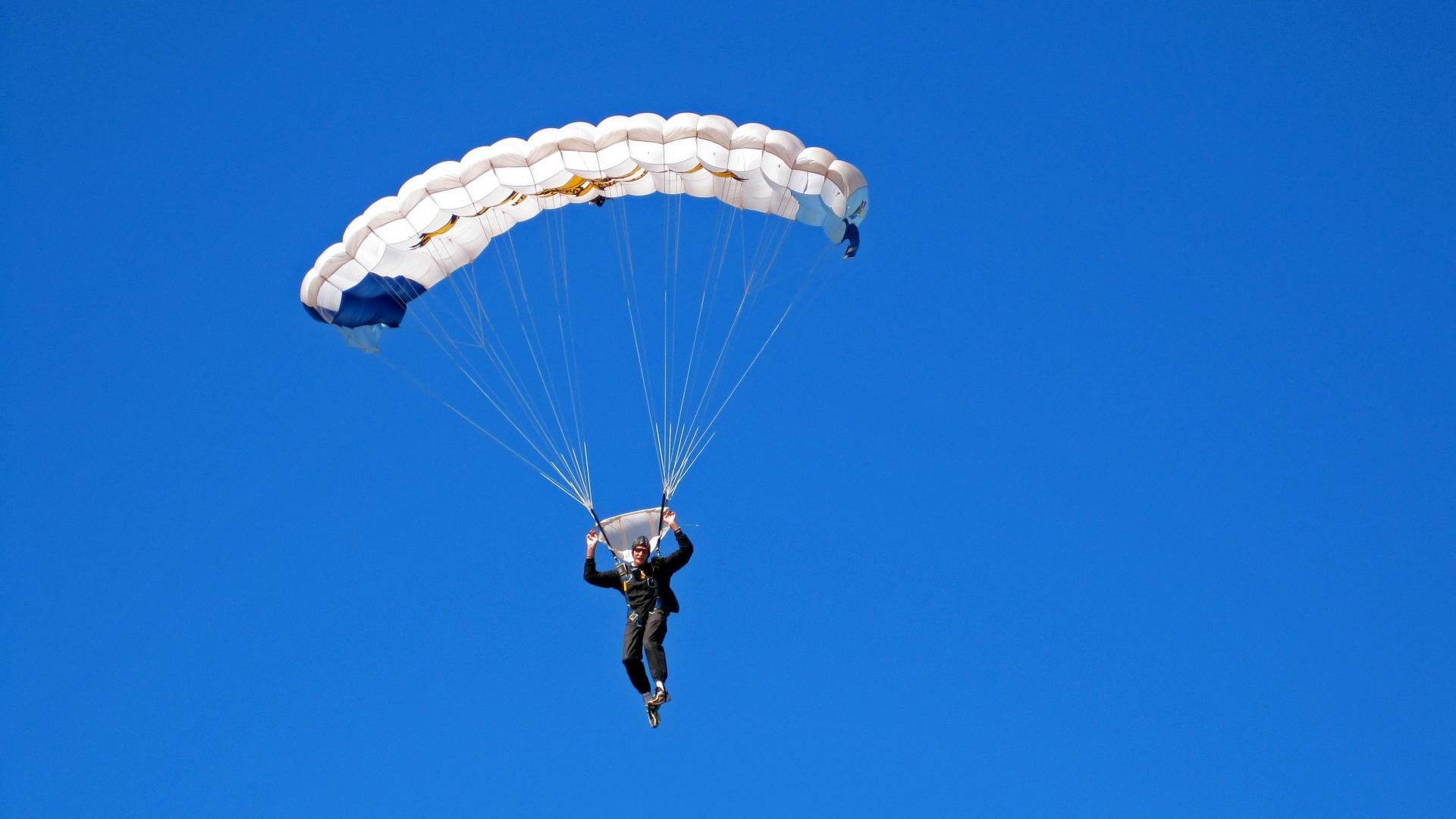 法甲球队融合心理调节技术提升比赛适应性和稳定性